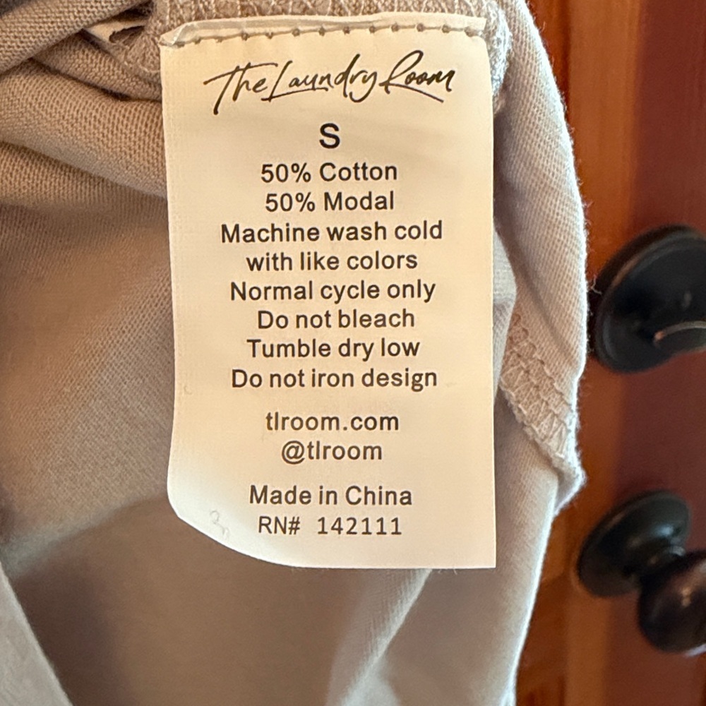 The Laundry a room Coca Cola Gray Graphic Cowgirl T-Shirt S - Picture 9 of 9
